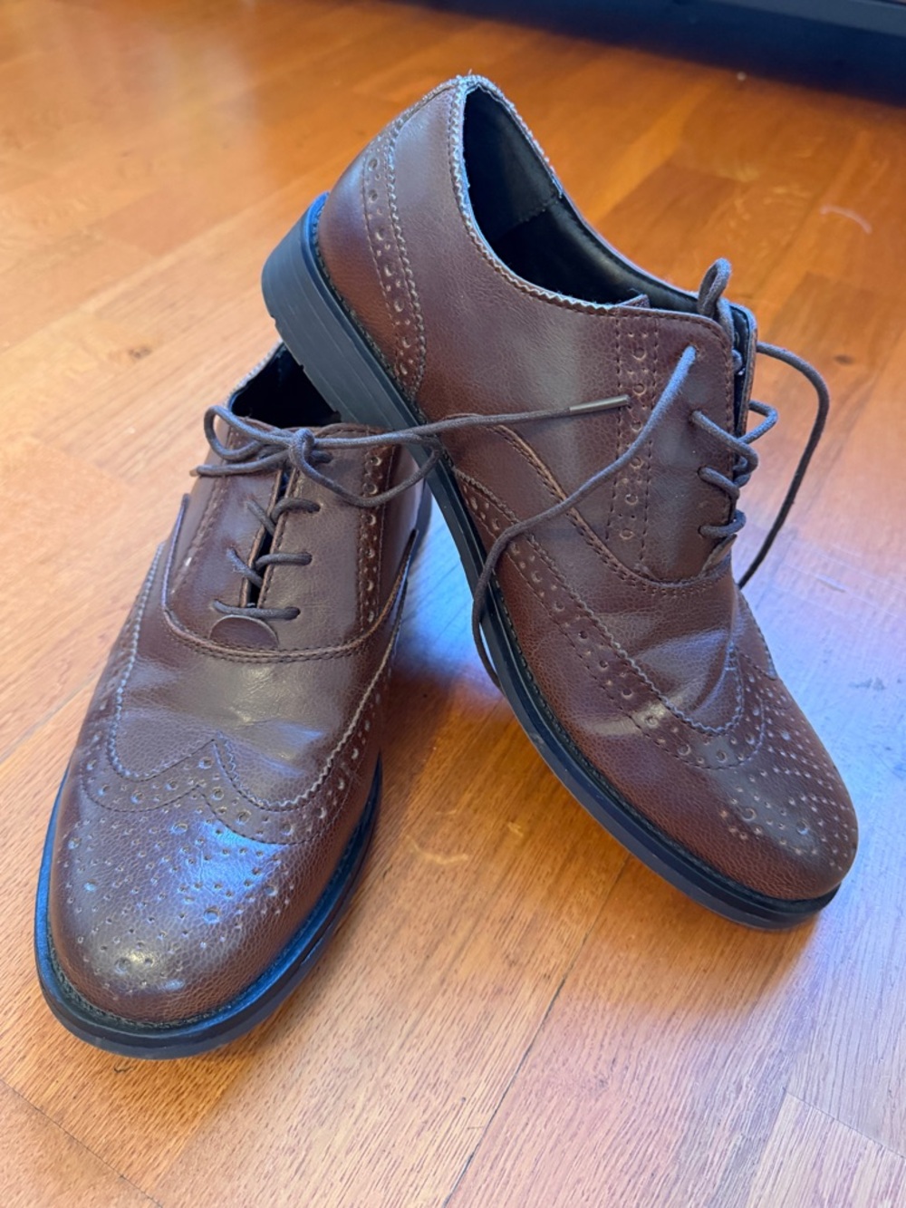 Dexter Brown Wingtip Derby Dress Shoes
